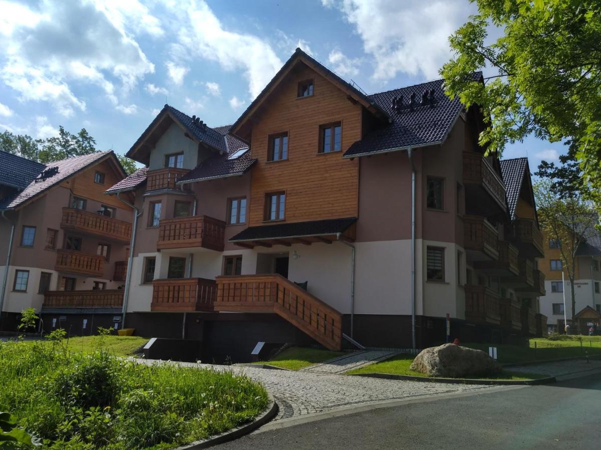 Apartament Sniezka Apartment คาร์ปัตซ์ ภายนอก รูปภาพ